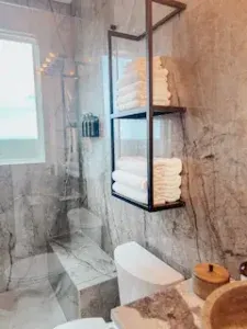 imgi 104 ff9e1d2e b261 4b11 8235 8497e14db17b 225x300