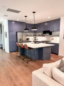 imgi 78 a8a789b6 93ab 4e8d 9359 3ba458b0f088 225x300